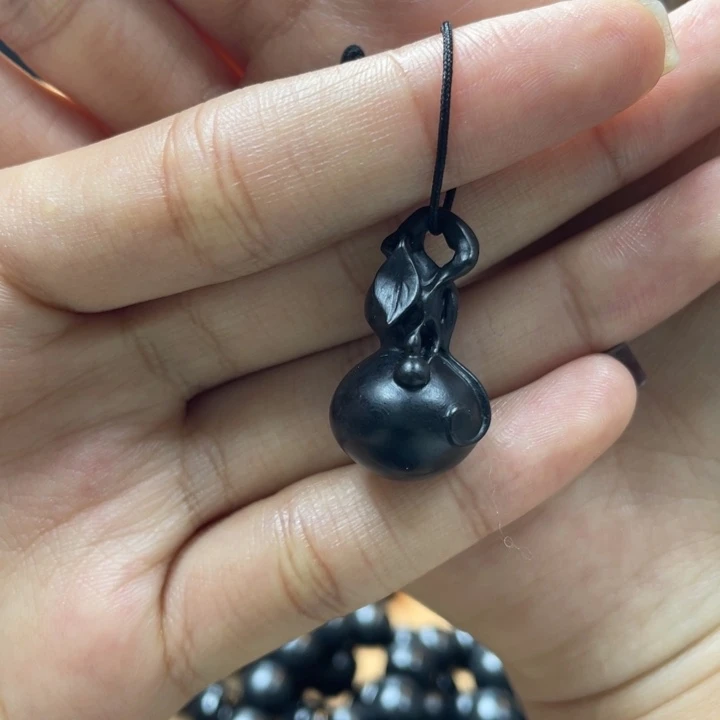 聪***和田玉未镶嵌吊坠(不含链)