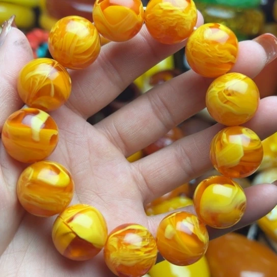 琥珀手串未镶嵌蜜蜡