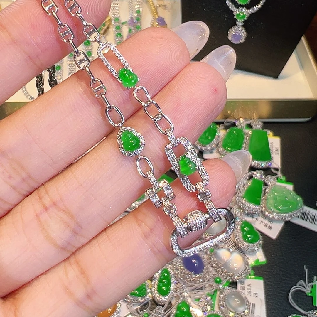 星****翡翠18K金镶嵌项链翡翠