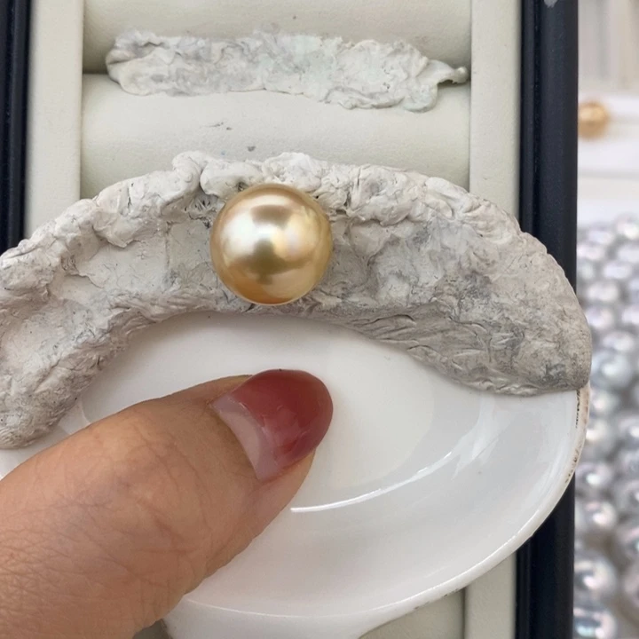 未镶嵌裸珠海水珍珠西***?