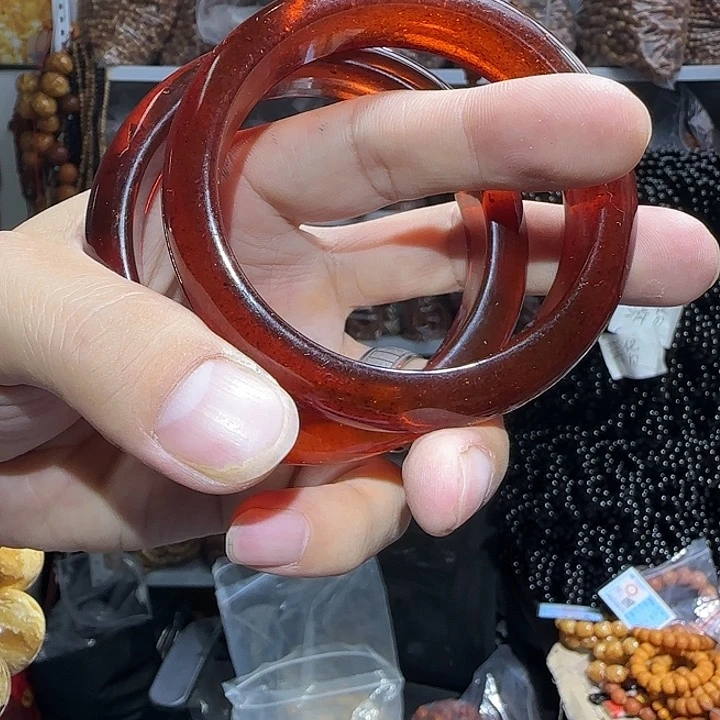 血密手镯多样性发