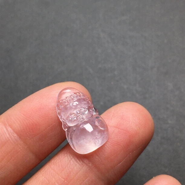 尺寸16.6-10.3-3.8天然翡翠白冰透宝宝佛可爱精致男女孩吊坠时尚