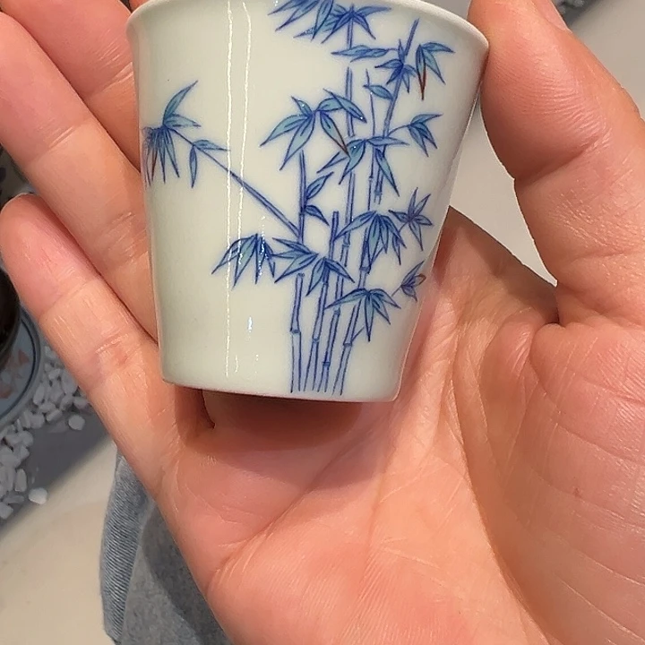 微瑕原矿老派斗彩杯