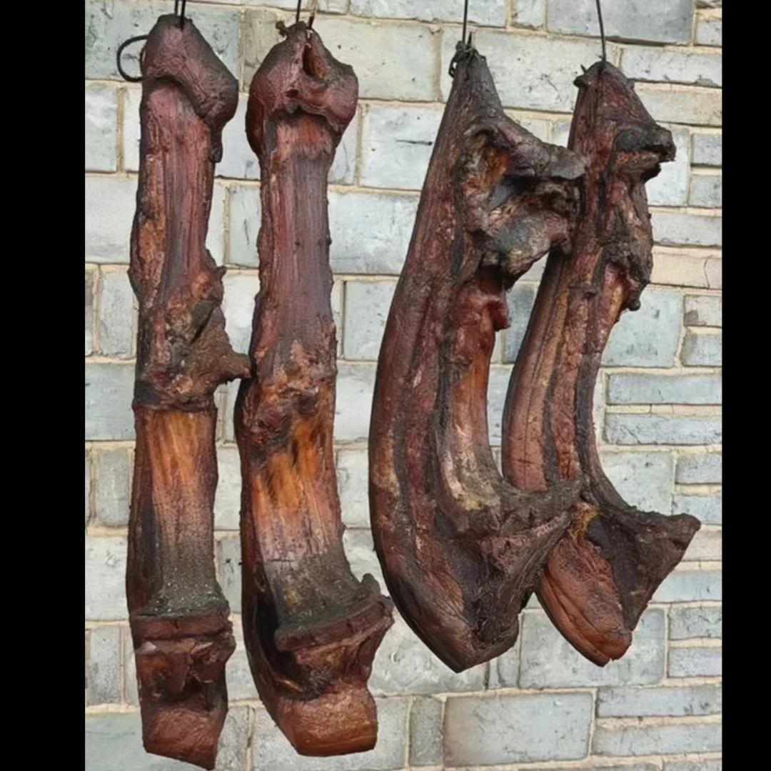 现称现拍  农村高山柴火烟熏腊肉