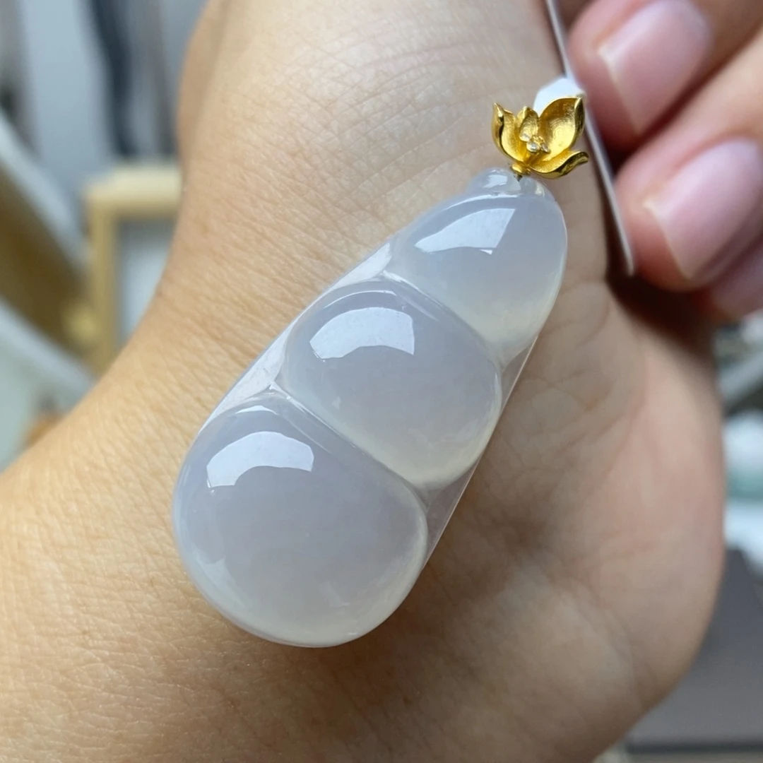 【闪购商品】颈饰18K金镶嵌翡翠36