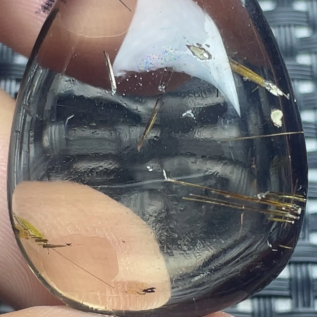 水晶吊坠未镶嵌品**友