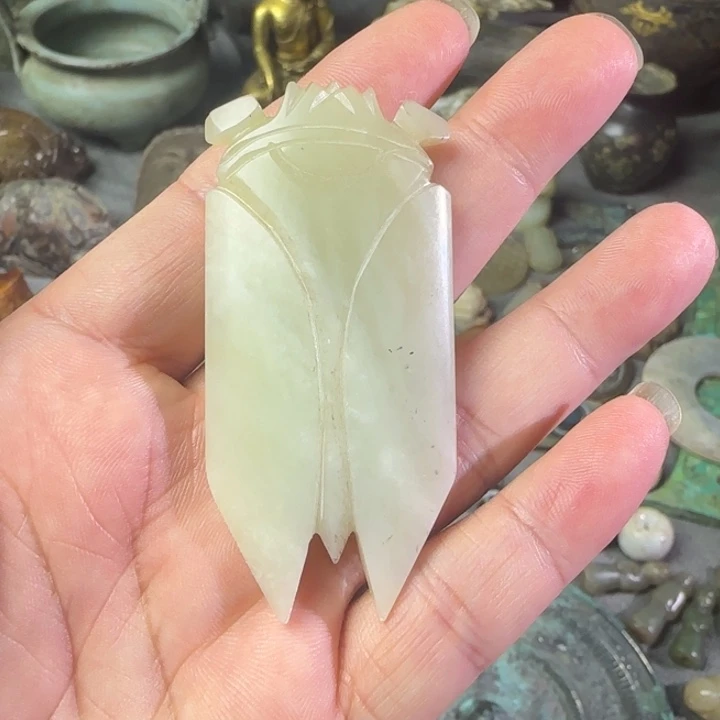 瓶好运连连，万事皆如意，幸福长相随