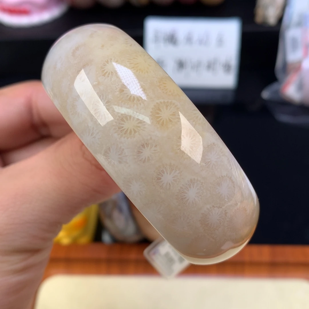 硅化珊瑚（珊瑚玉）未镶嵌颈饰21号水母花54圈