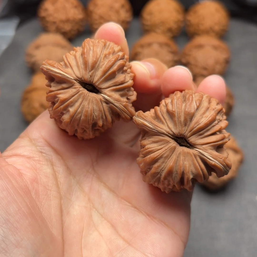 文玩核桃吊坠球楼42