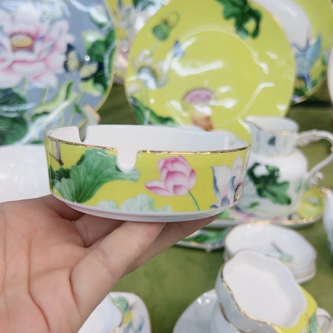 【闪购商品】骨瓷烟灰缸