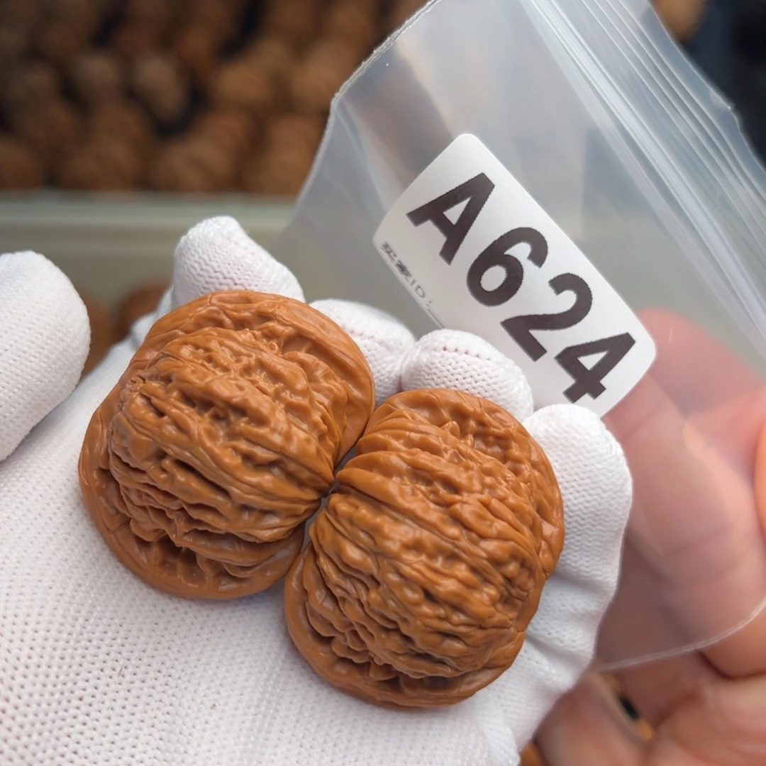 文玩核桃手串A624汉高楼40