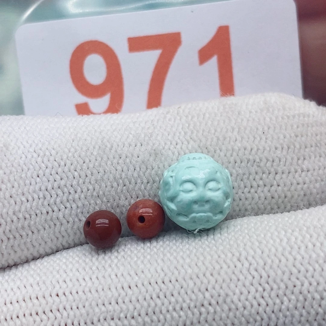 南红玛瑙未镶嵌珠宝奇石天**敌