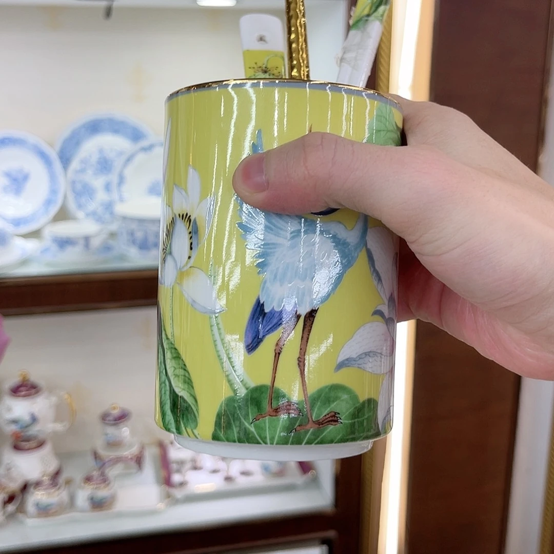 36%以上骨粉骨瓷筷子筒