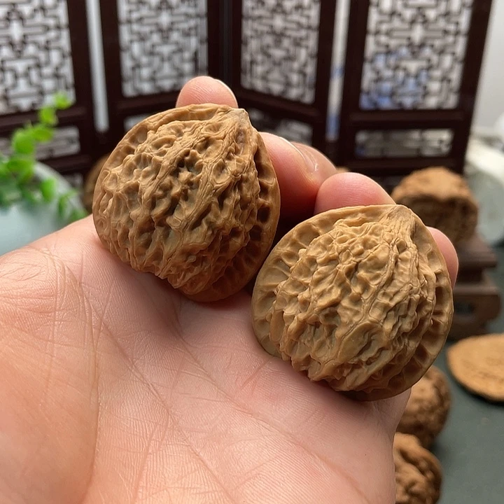 把件文玩核桃金牛