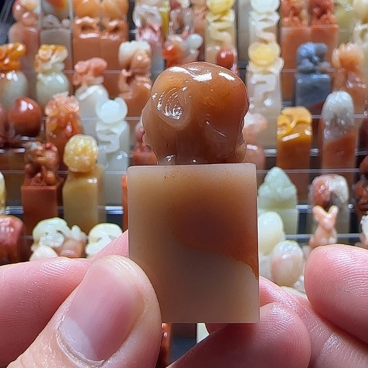 老挝石吉祥如意