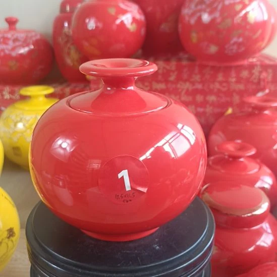 茶叶罐工厂倒闭清场