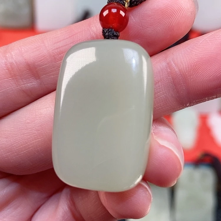 【闪购商品】颈饰未镶嵌和田玉