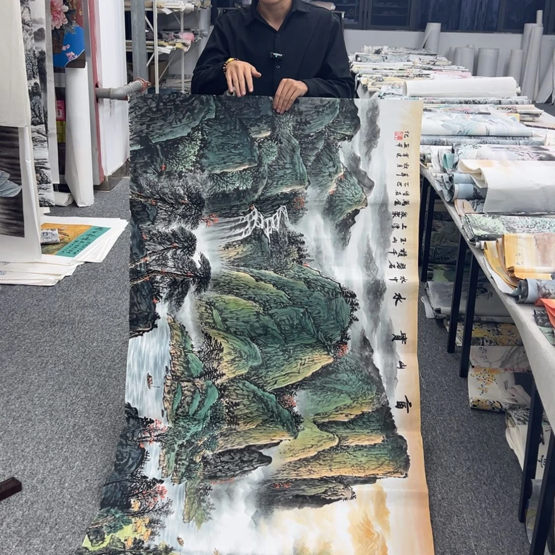 国画卖字画的小男孩