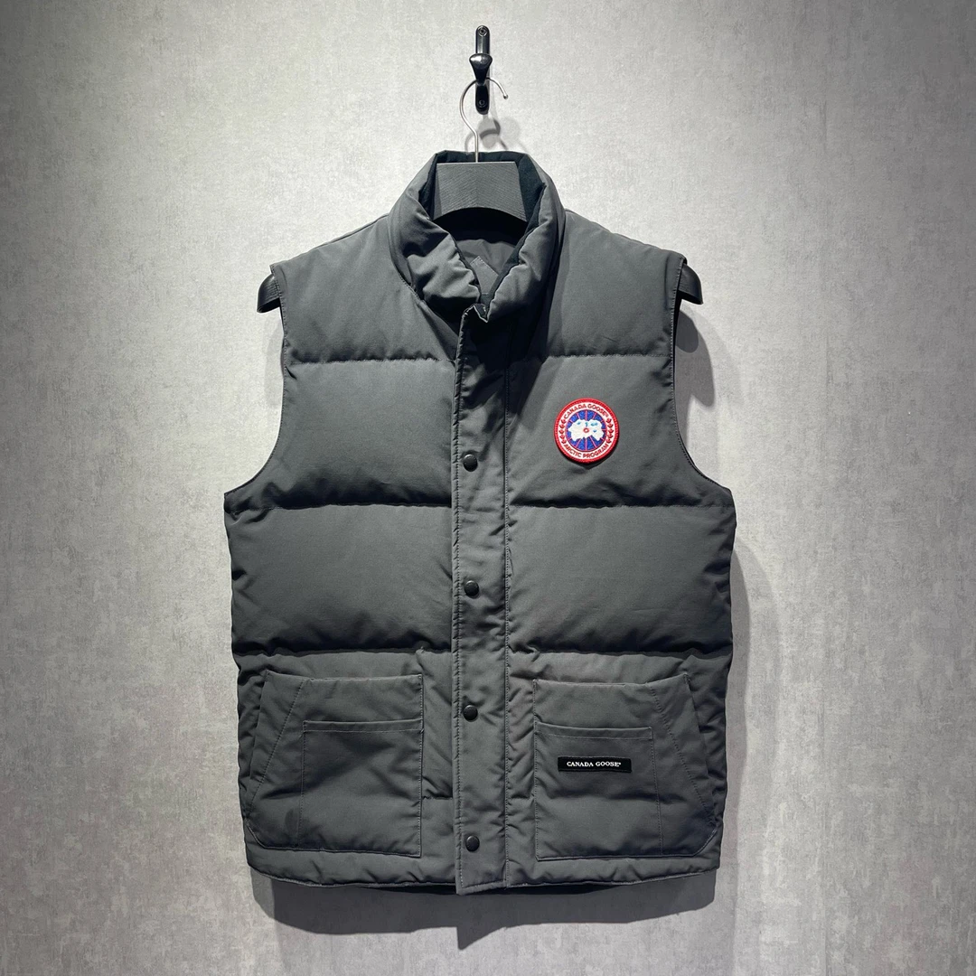 99新 加拿大鹅 单排扣羽绒马甲/S码/4500/DY213942