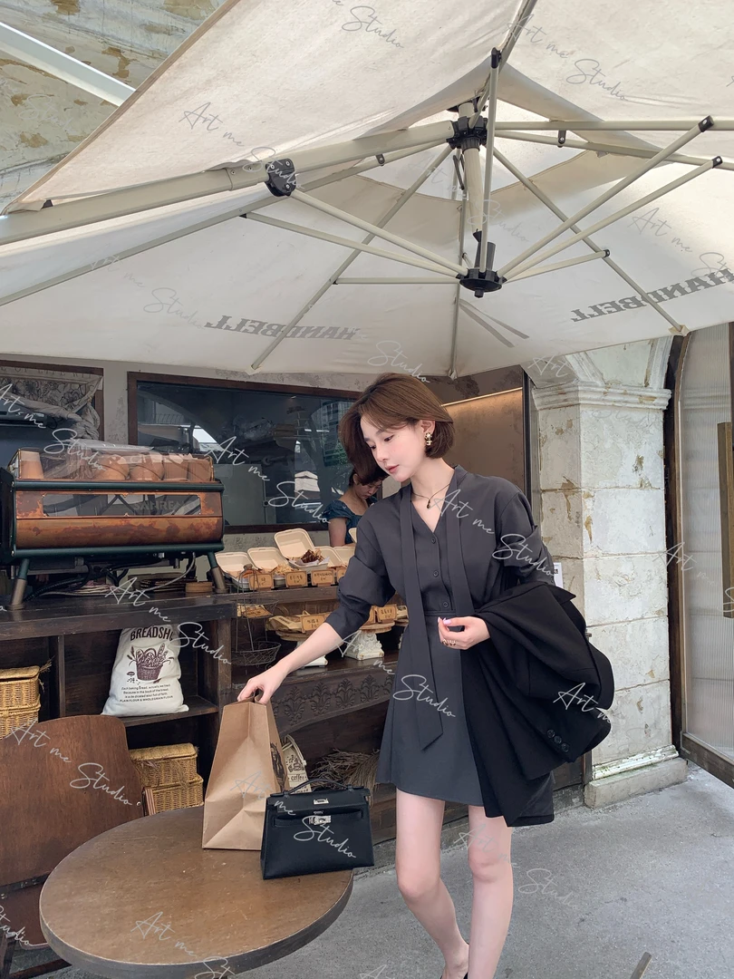 欧尼高级灰色系极简职场通勤系带长袖连衣裙w1688j2