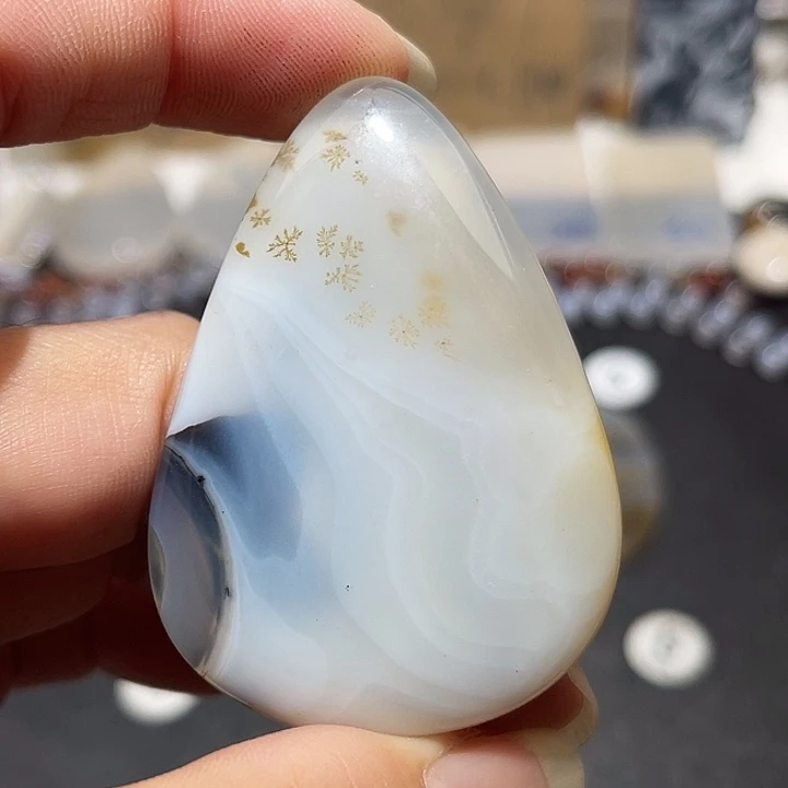 玛瑙/玉髓未镶嵌吊坠(不含链)