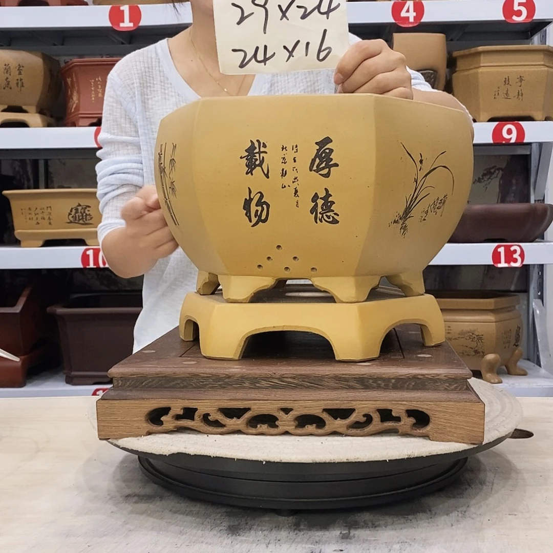 紫砂花盆紫砂花盆