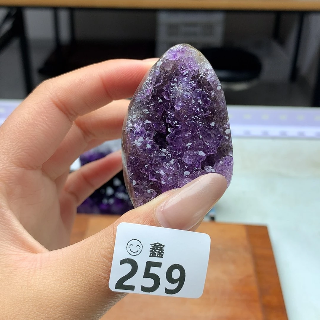 未镶嵌大型摆件（非配饰）水晶