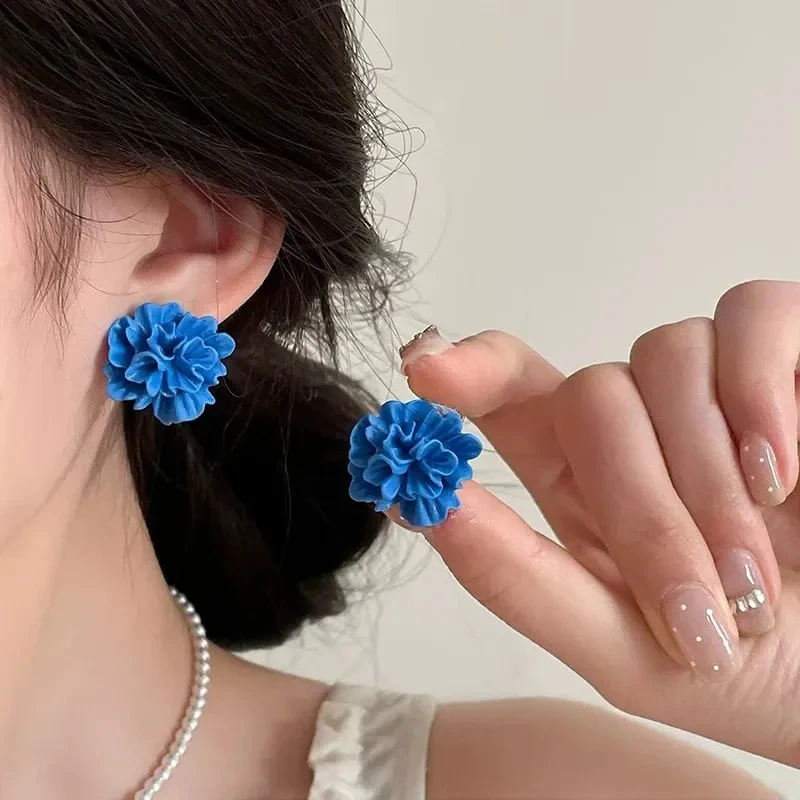 克莱因蓝立体花朵耳钉合金树脂氛围感港风时尚气质高级感耳饰韩版