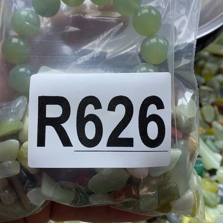 蛇纹石玉未镶嵌珠宝奇石