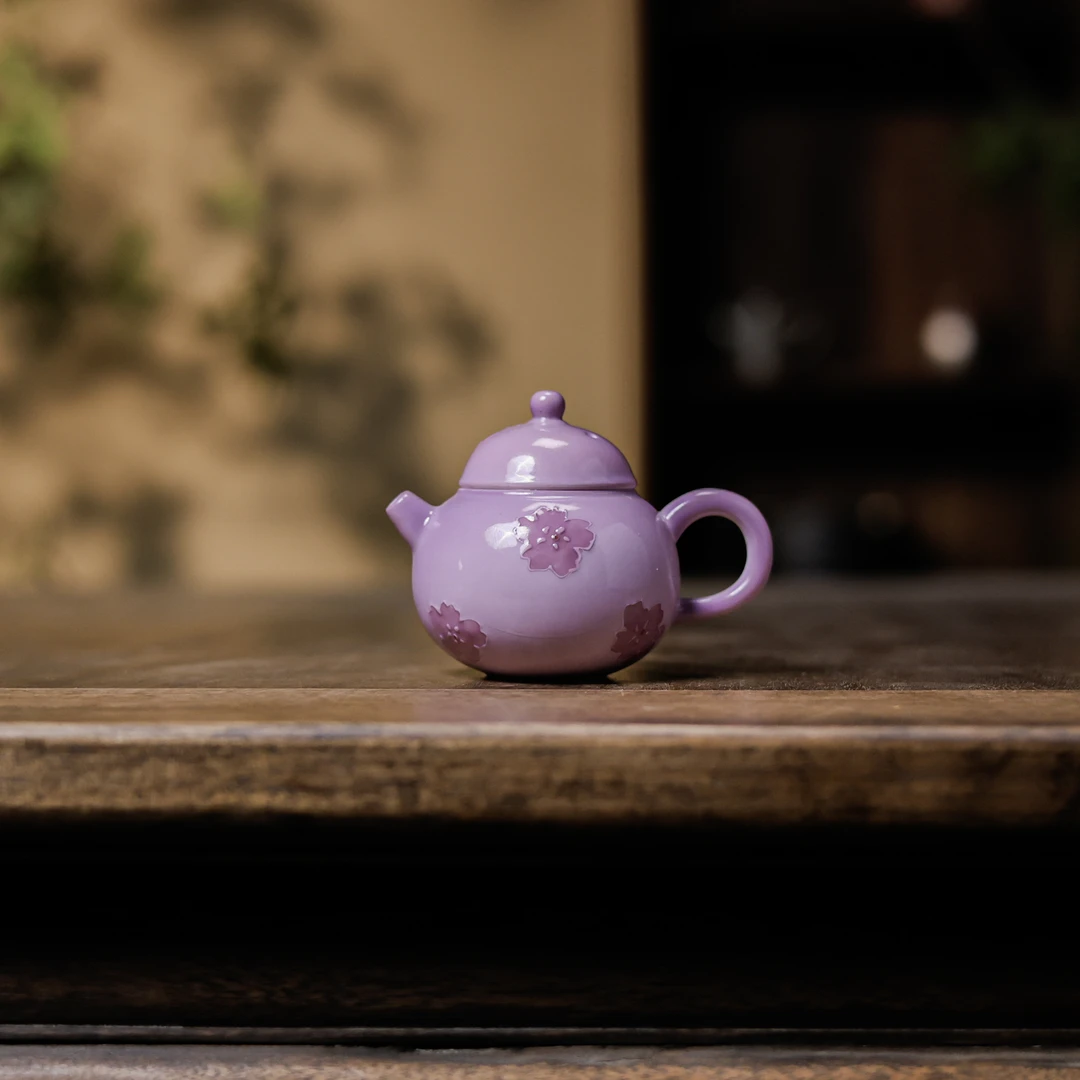 【三山拙垆】紫色花朵壶(斋居底款)（Q6848）