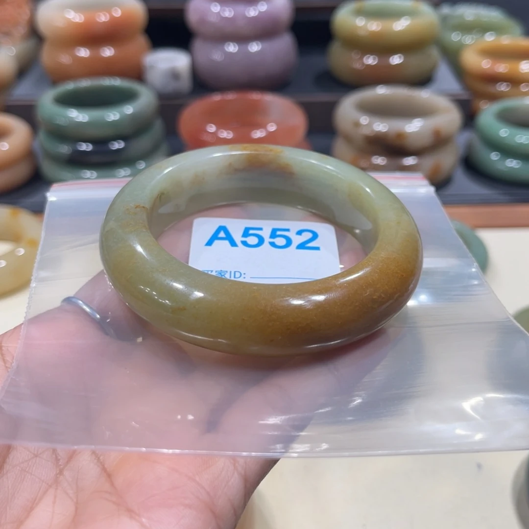 未镶嵌手镯石英岩玉风*