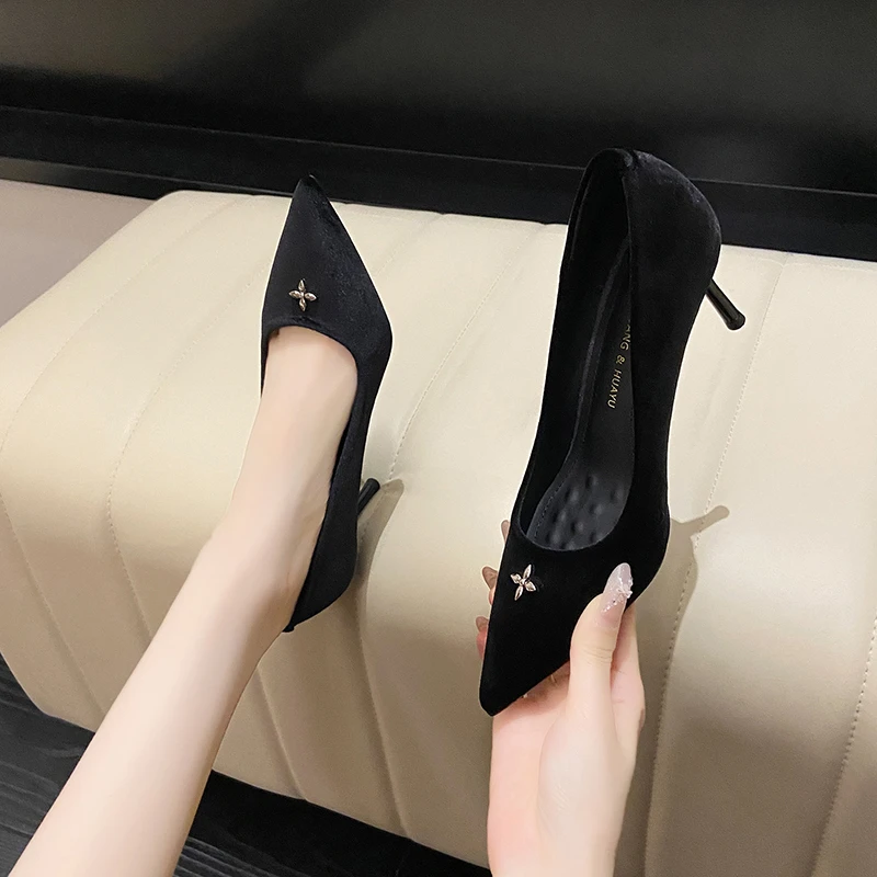羊皮5公分7公分秋季宴会女主珠光丝绒尖头星饰轻奢单鞋细跟高跟鞋