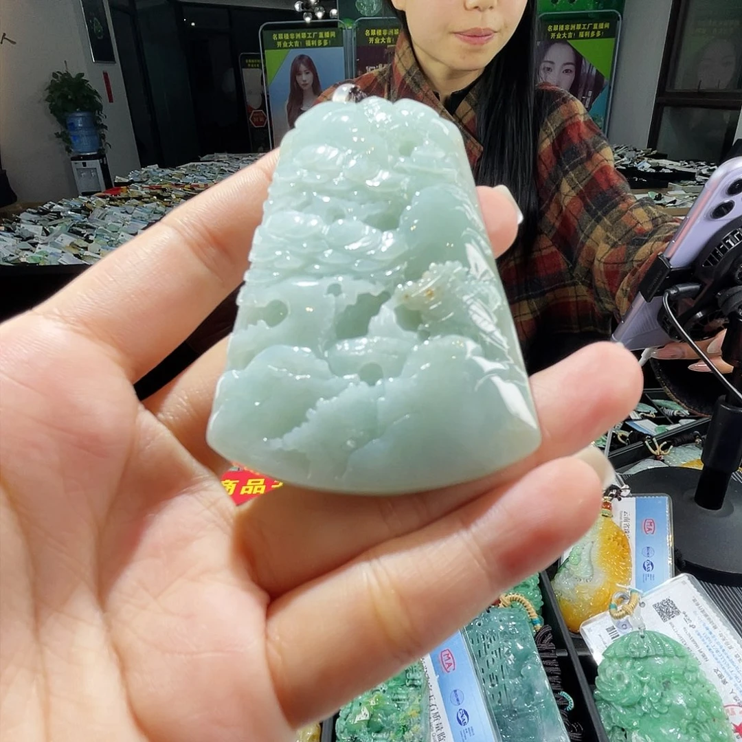 颈饰未镶嵌翡翠一