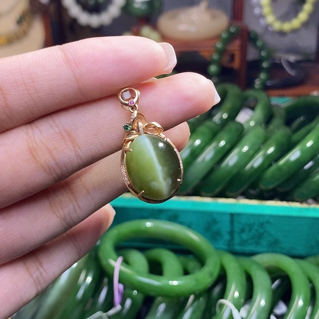 和田玉清货价金镶猫眼一线品牌蛋面未镶嵌