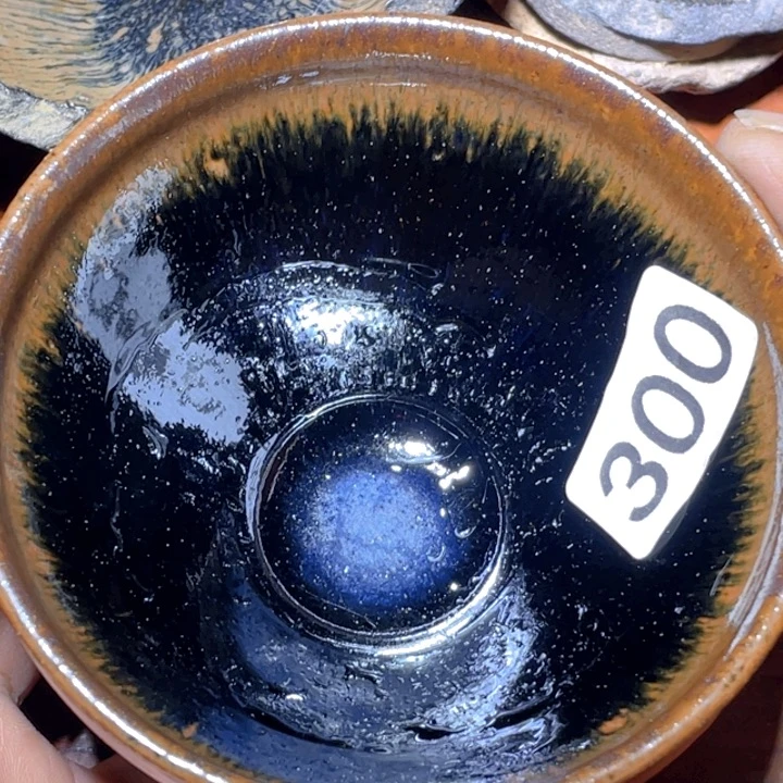 茶盏参加工作的是全国300余