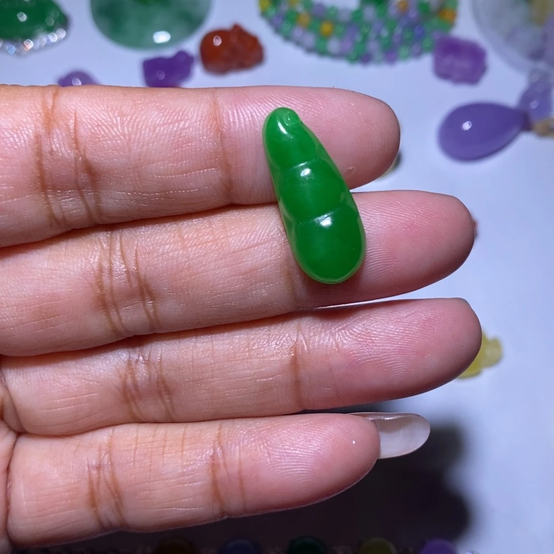 颈饰未镶嵌翡翠溪*?37