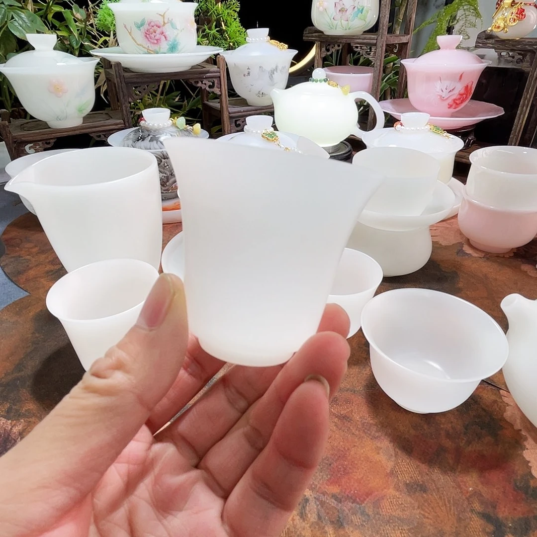 冰晶璞玉素烧薄胎马蹄客杯50ml