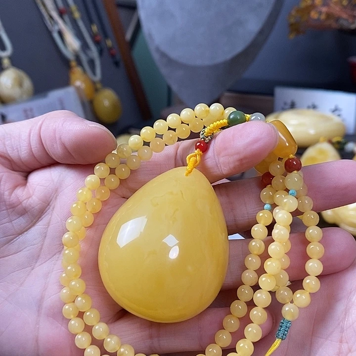 裸石琥珀未镶嵌水滴