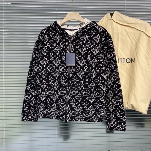 未使用 LouisVuitton/路易威登 NBA 三花满印logo 外套 XL码 k549