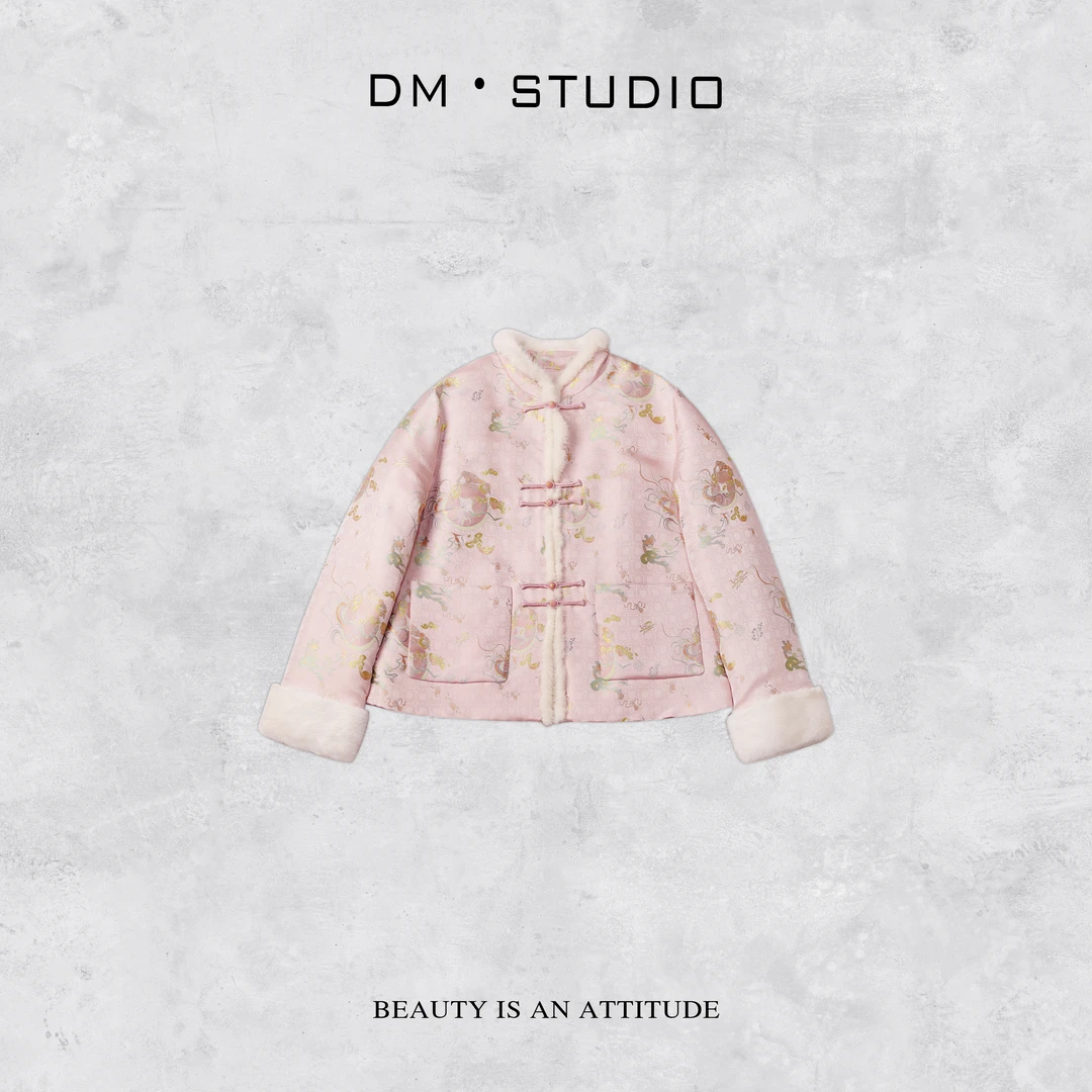 DEDM-DM•STUDIO/新中式静奢宋锦桑蚕丝金丝水貂白鹅绒服（Y25713）
