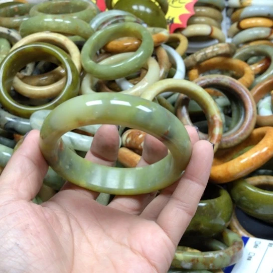 未镶嵌蛇纹石玉手镯z*