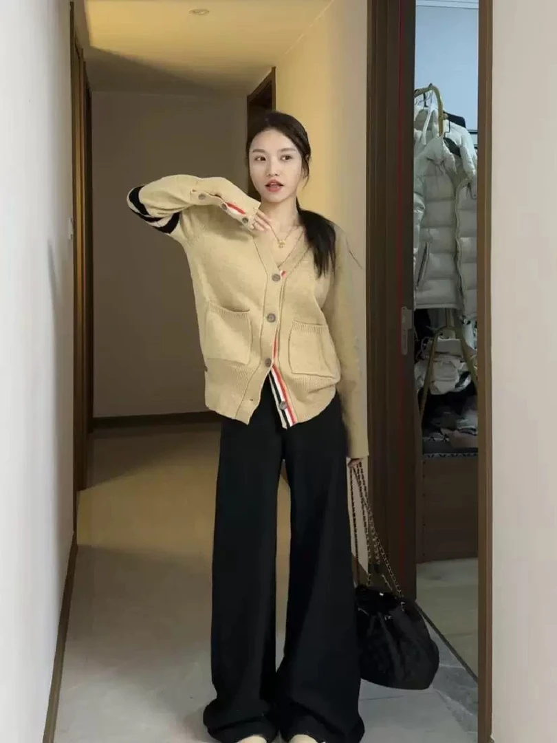 28179开衫款针织衫纯色设计感针织女毛针织衫秋冬宽松型衣长57