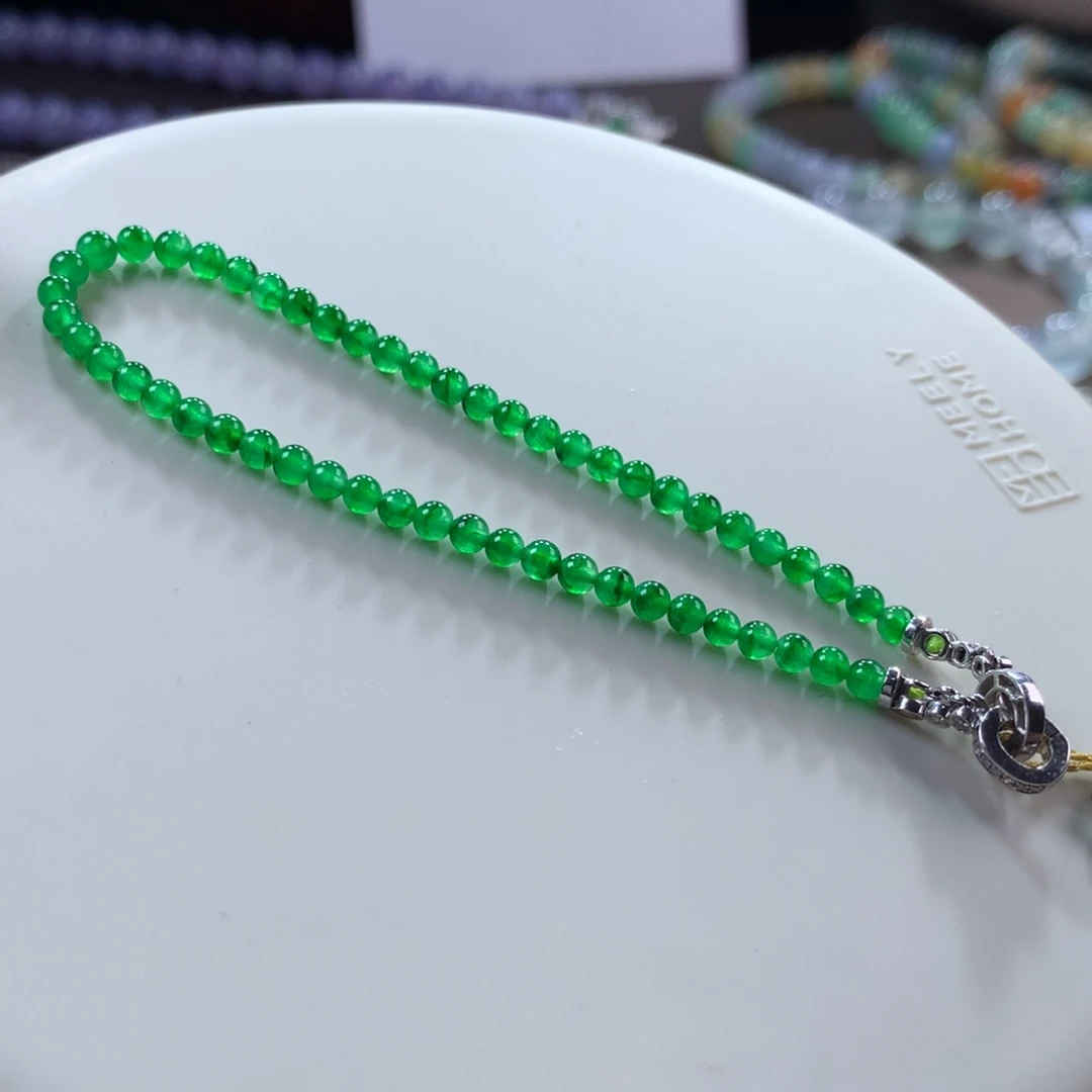 翡翠手链未镶嵌高冰起光艳阳绿小米