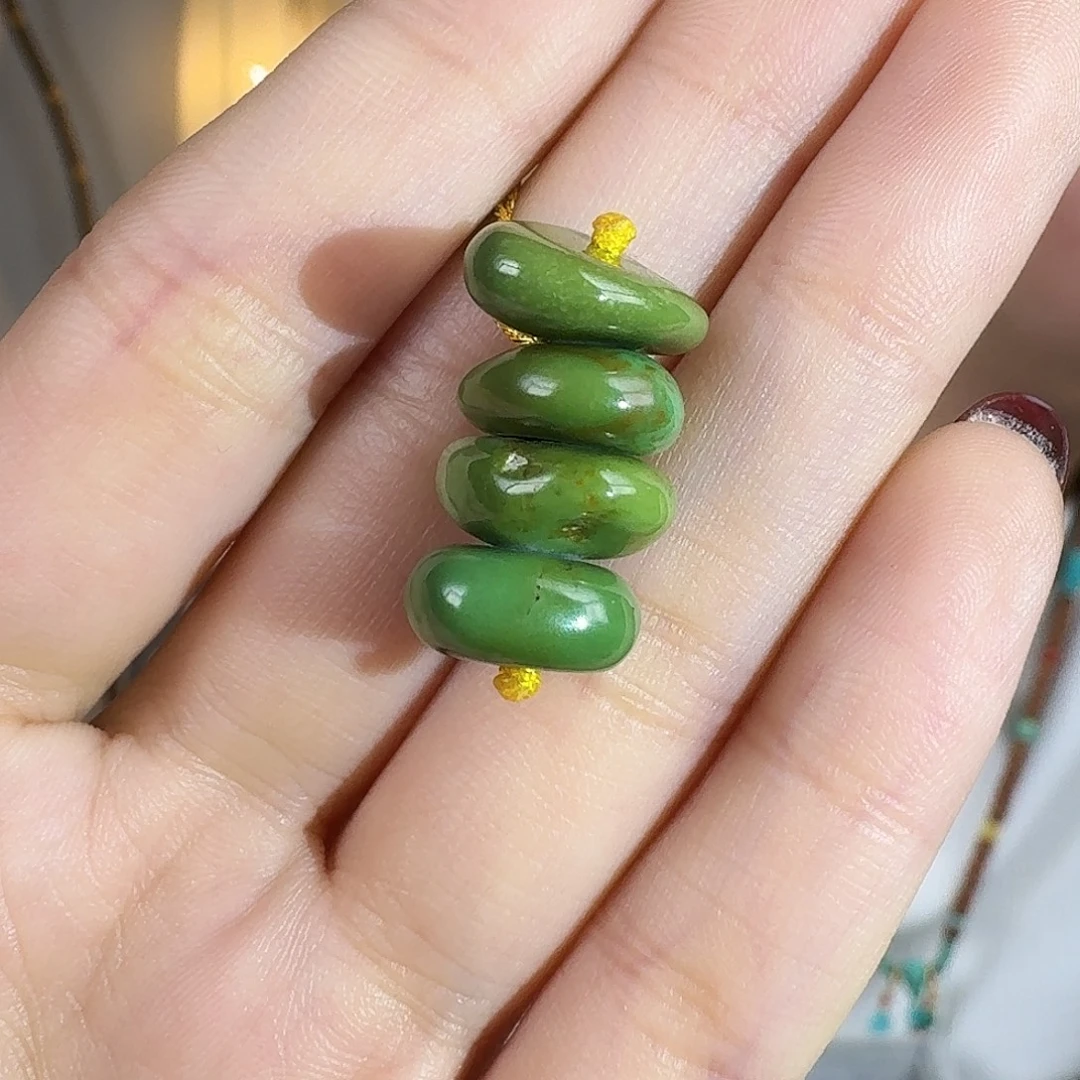 绿松石未镶嵌挂件