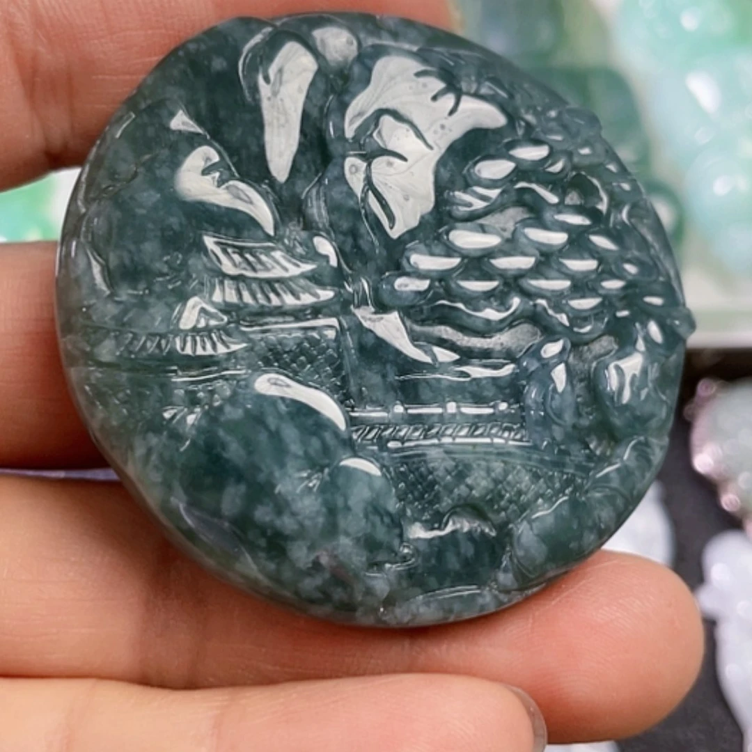 【闪购商品】翡翠吊坠(不含链)未镶嵌天然翡翠吊坠