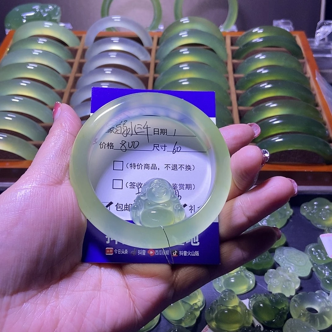蛇纹石玉玉镯未镶嵌弱****欲