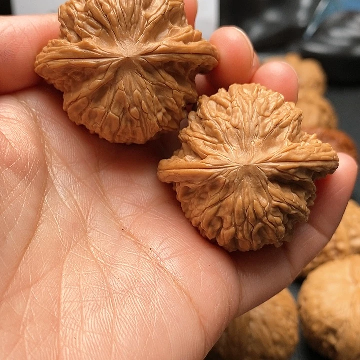 文玩核桃吊坠山地磨40尺