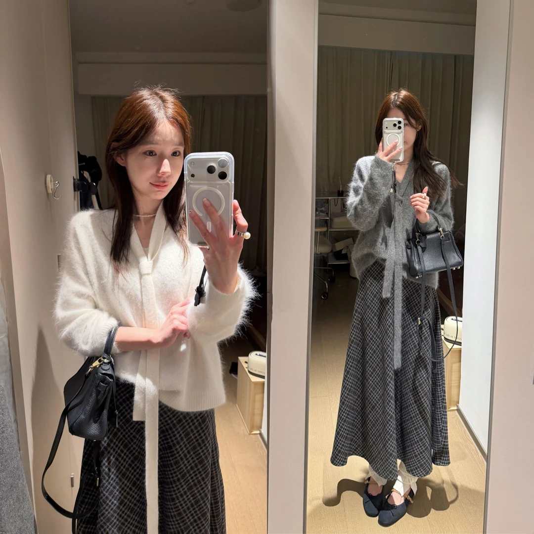 灰白双色浣熊兔毛混纺拉绒毛衣