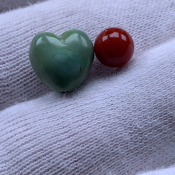 南红玛瑙未镶嵌珠宝奇石