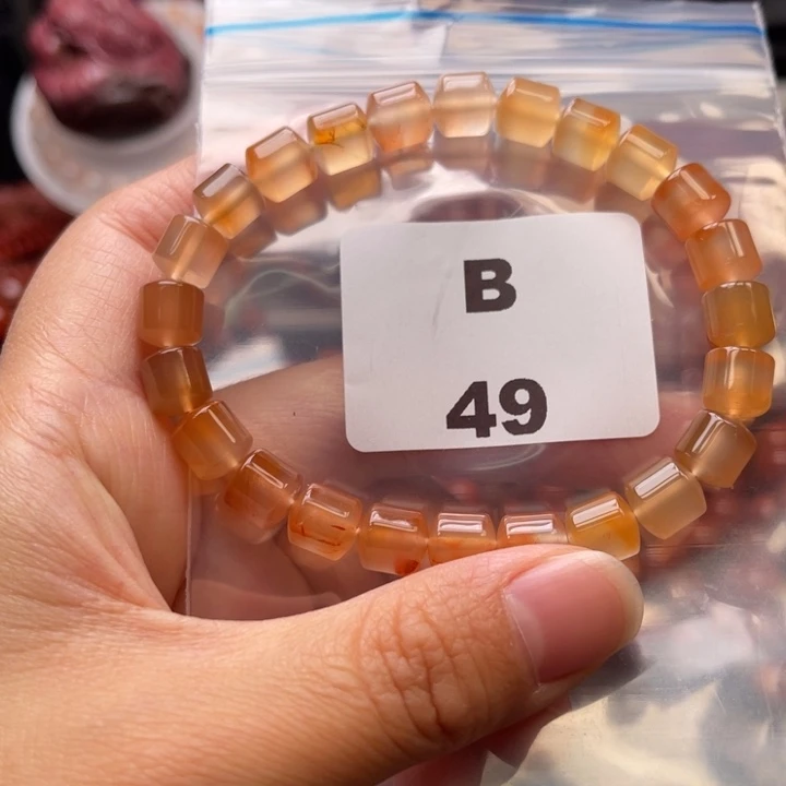 南红玛瑙未镶嵌多样性发货默认微瑕称重8mm